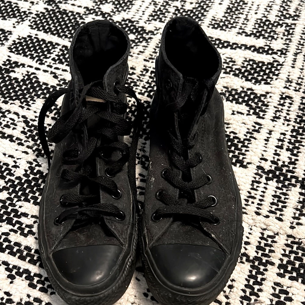 Black Converse